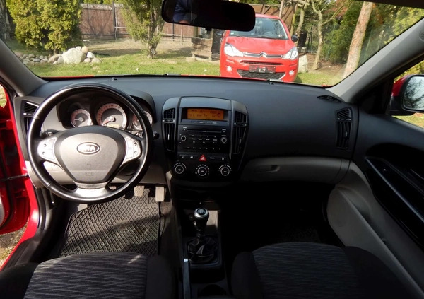 Kia Ceed cena 14999 przebieg: 118000, rok produkcji 2008 z Gniezno małe 352
